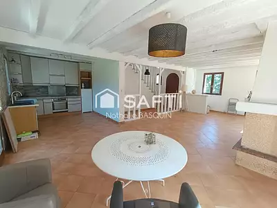Maison, 137 m²
