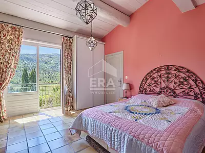Maison, 334 m²