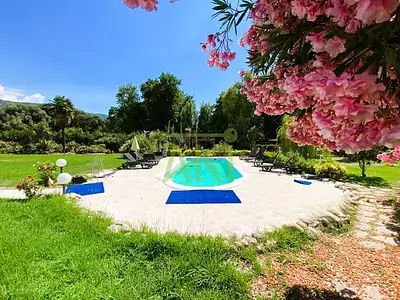 Maison, 313 m²