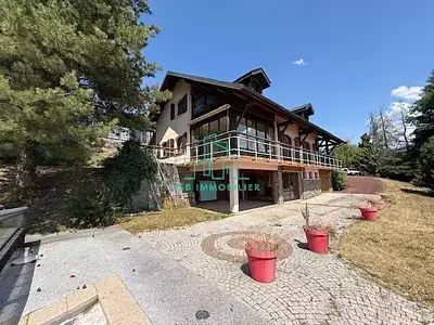 Maison, 331,84 m²