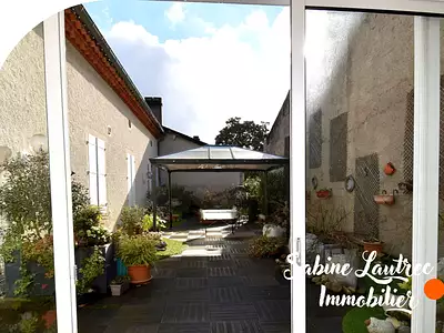 Maison, 232,54 m²