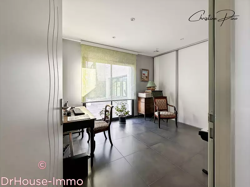 Maison, 180 m²