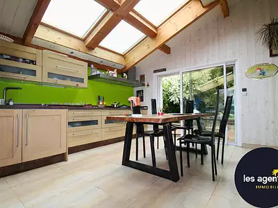 Maison, 252 m²