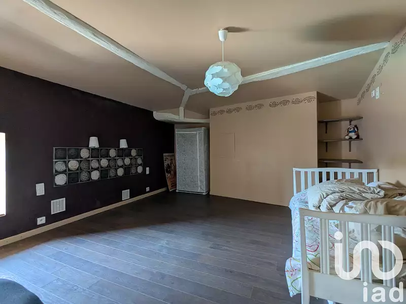 Maison, 235 m²