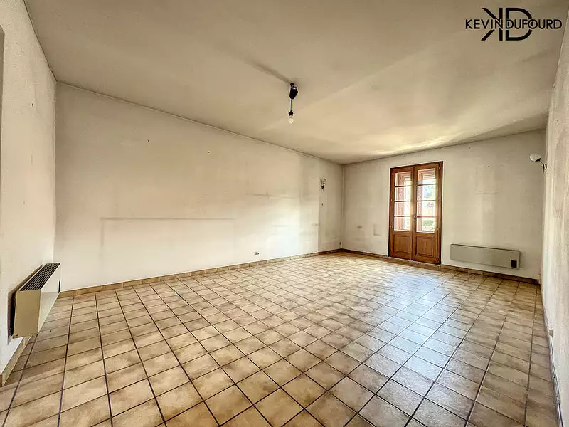 Immeuble, 200 m²