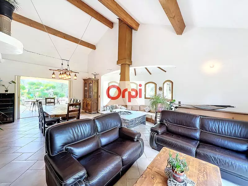 Maison, 173 m²