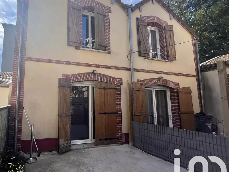 Immeuble, 114 m²