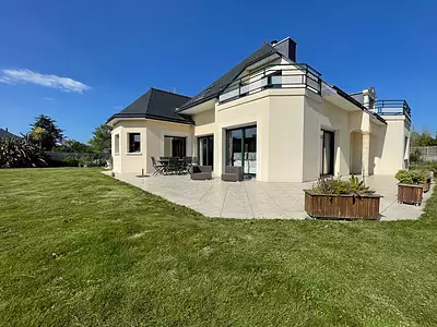 Maison, 195 m²