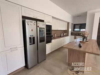Maison, 174 m²