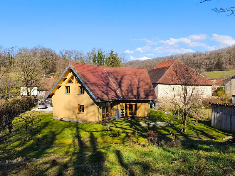 Maison, 185 m²