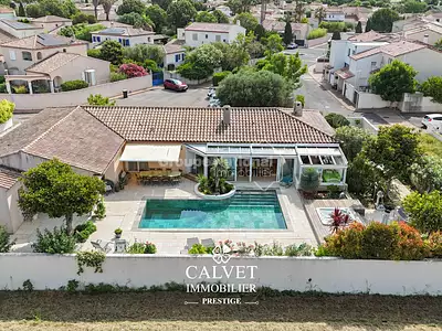Maison, 220 m²
