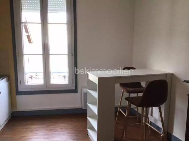 Immeuble, 143 m²