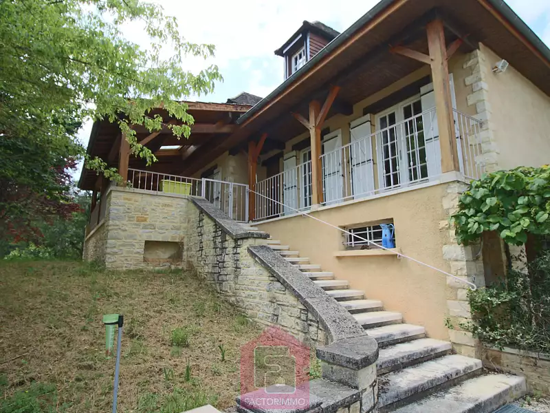 Maison, 146 m²