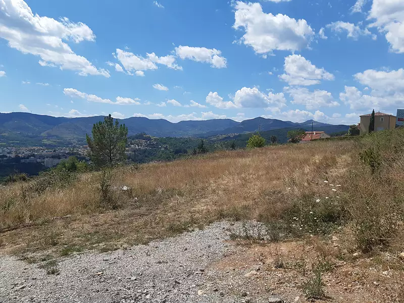Terrain, 707 m²