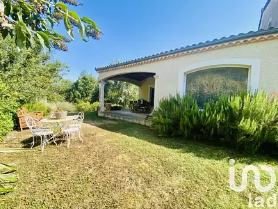 Maison, 197 m²