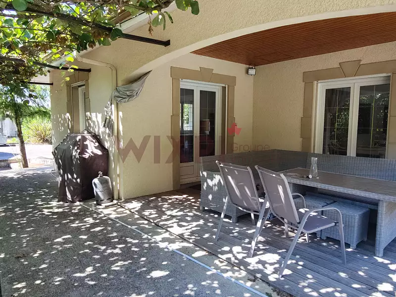 Maison, 243,78 m²