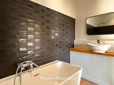Maison, 285 m²