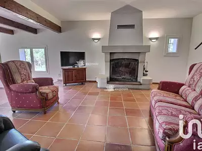 Maison, 242 m²