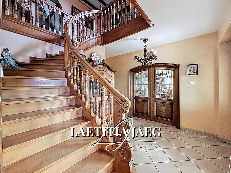 Maison, 168 m²