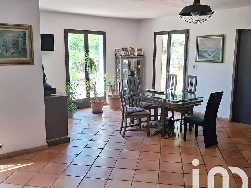 Maison, 178 m²