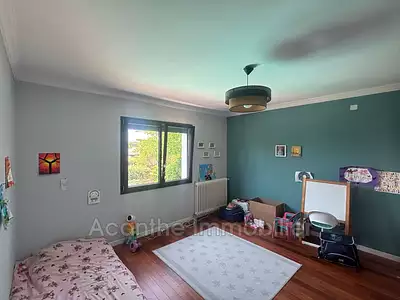 Maison, 175 m²