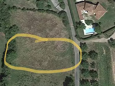 Terrain, 2 000 m²