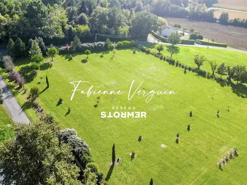 Terrain, 1 850 m²