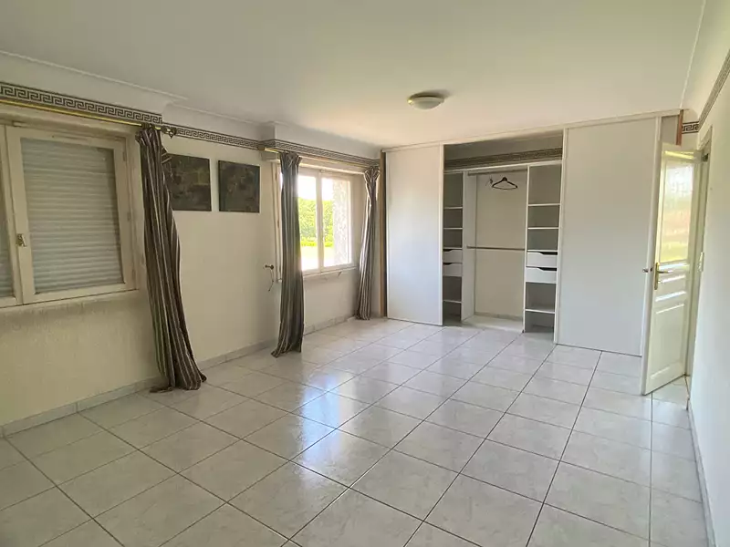 Maison, 300 m²