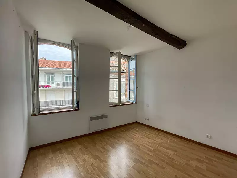 Immeuble, 170 m²