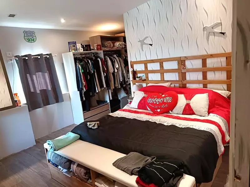 Maison, 240 m²