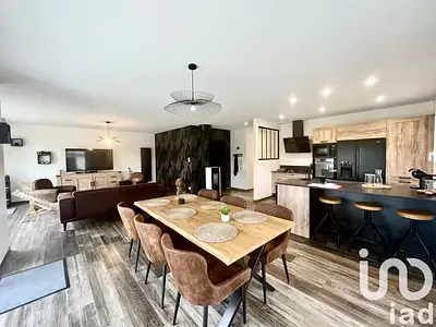 Maison, 111 m²