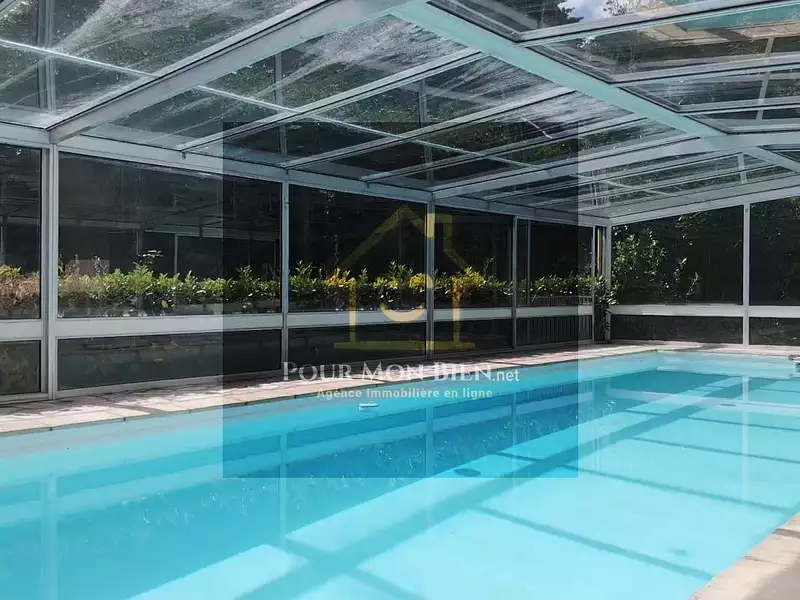Maison, 227 m²