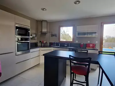 Maison, 202 m²