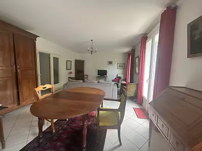 Maison, 180 m²