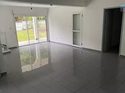 Maison, 221 m²