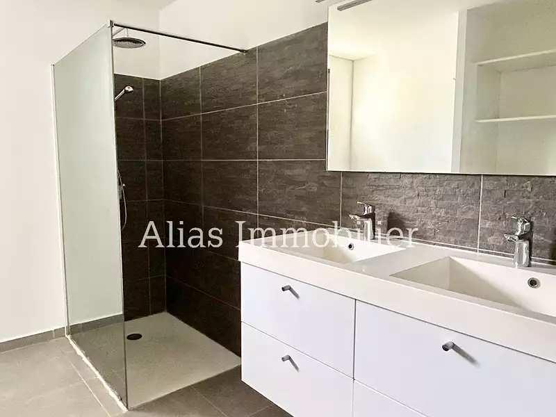 Maison, 115 m²