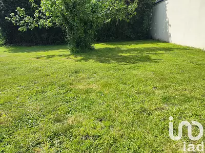 Terrain, 607 m²