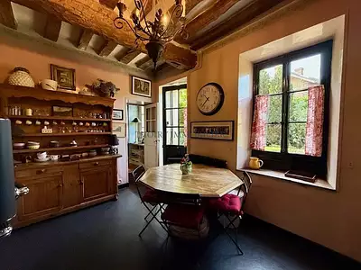 Maison, 250 m²