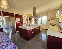 Appartement, 242,27 m²