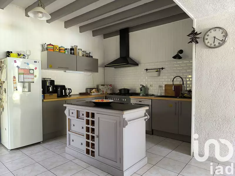 Maison, 185 m²