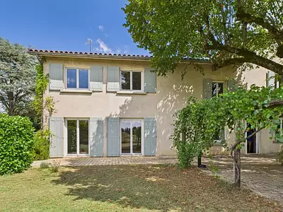 Maison, 263 m²