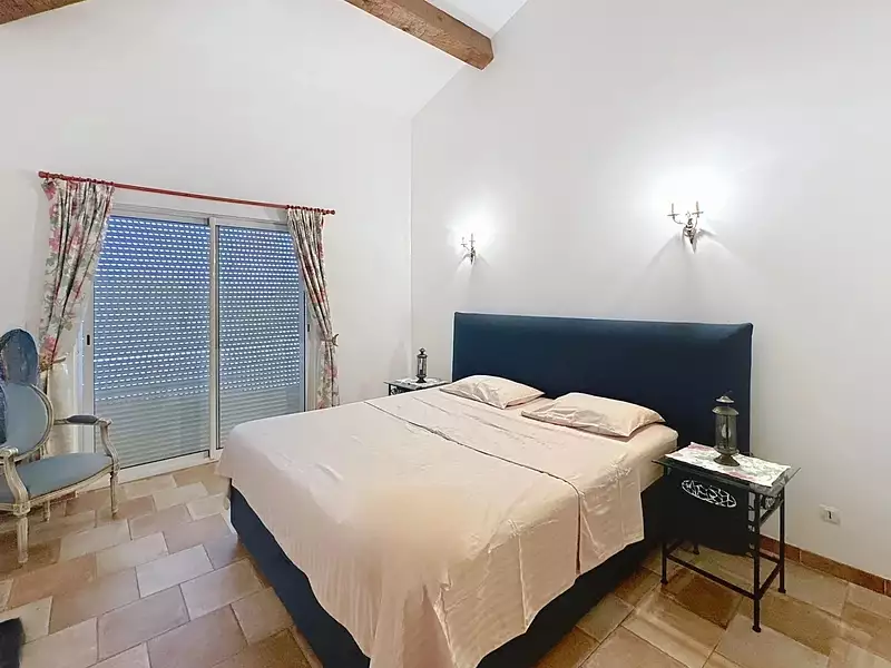 Maison, 330 m²