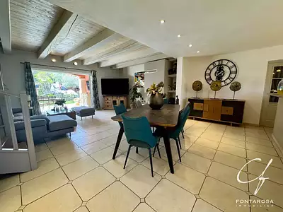 Maison, 278 m²