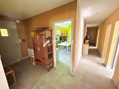 Maison, 205 m²
