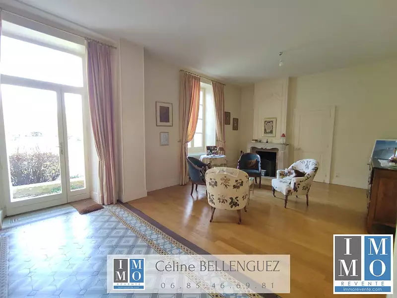 Maison, 264 m²