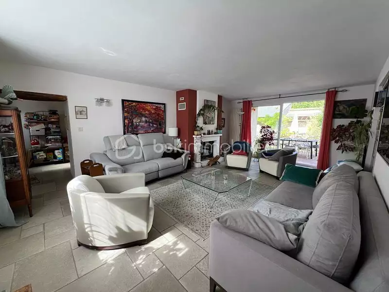 Maison, 176 m²