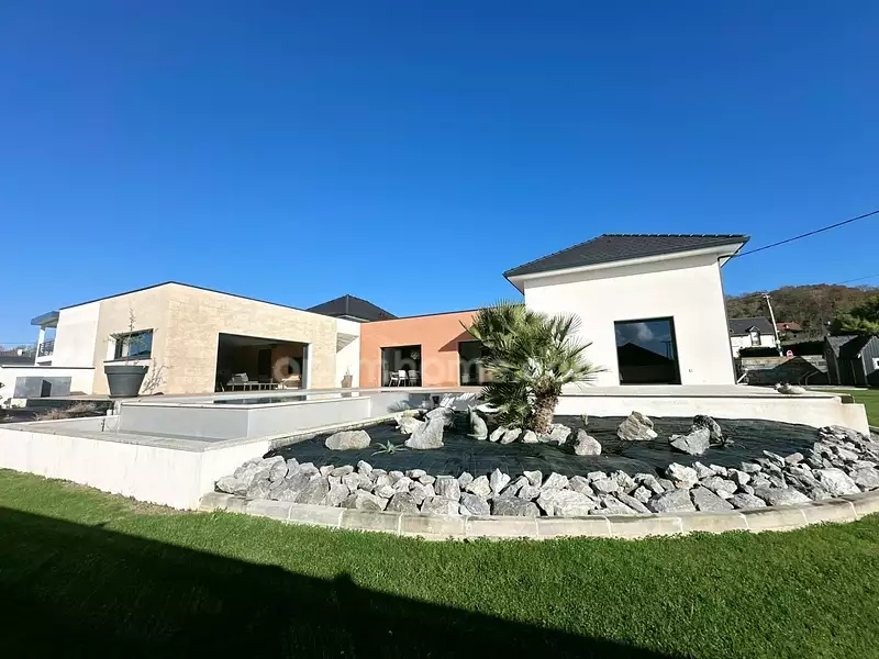Maison, 180 m²