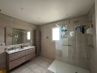 Maison, 164 m²