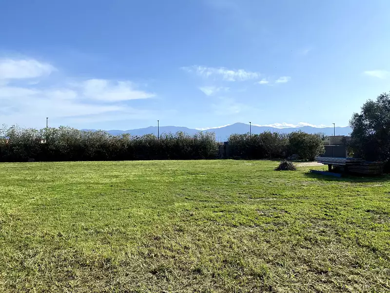 Terrain, 934 m²