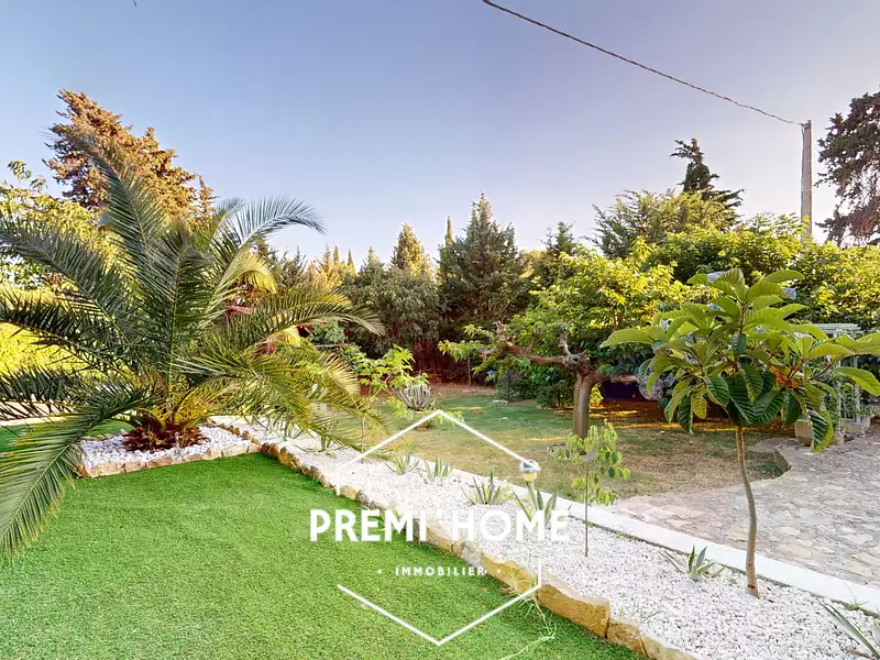 Maison, 211 m²